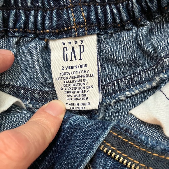 2/$25 Baby Gap Embroidered Denim Shorts Palm Tree Hibiscus Flower Hula Dancer 2T - Picture 6 of 6